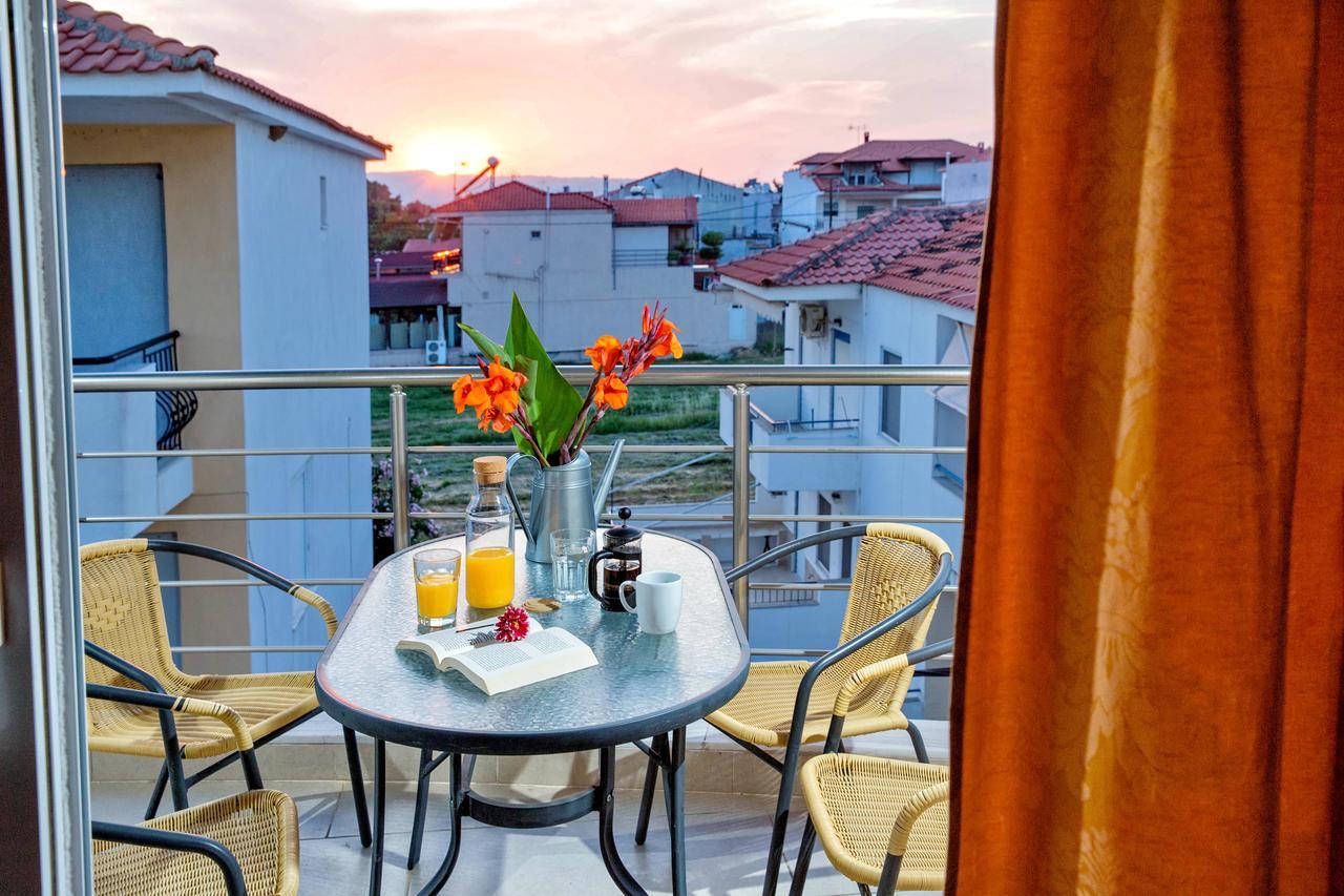 Golden Suites โอฟรีนีออน ภายนอก รูปภาพ