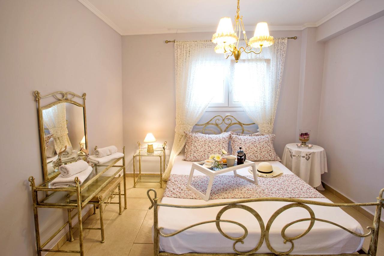 Golden Suites โอฟรีนีออน ภายนอก รูปภาพ