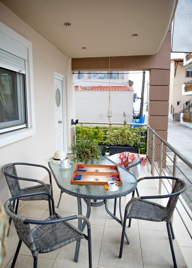 Golden Suites โอฟรีนีออน ภายนอก รูปภาพ