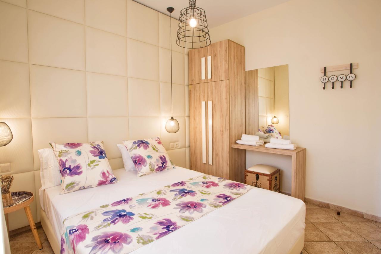 Golden Suites โอฟรีนีออน ภายนอก รูปภาพ