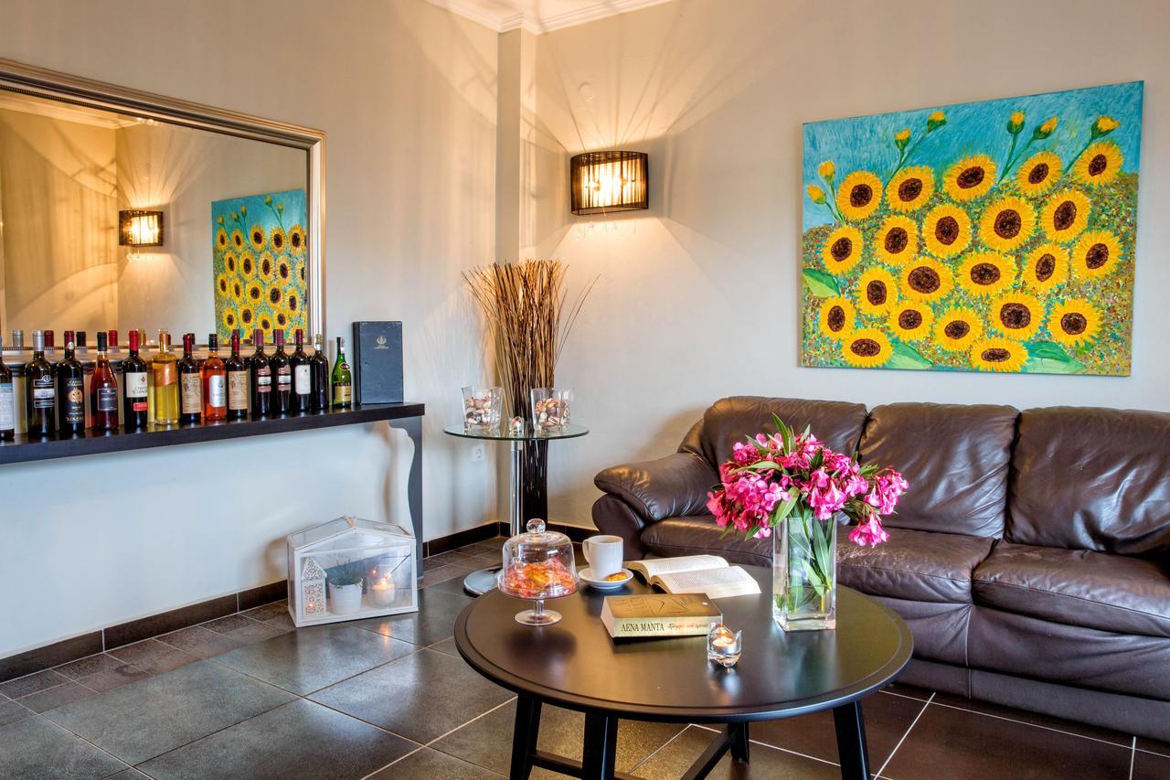 Golden Suites โอฟรีนีออน ภายนอก รูปภาพ